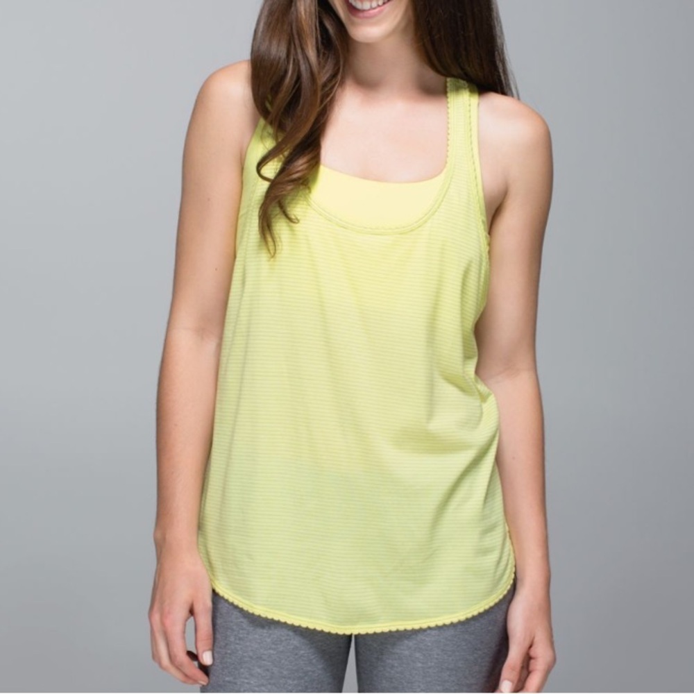 Lululemon 🍋 105 F Singlet Racerback Scalloped Hem Tank Top